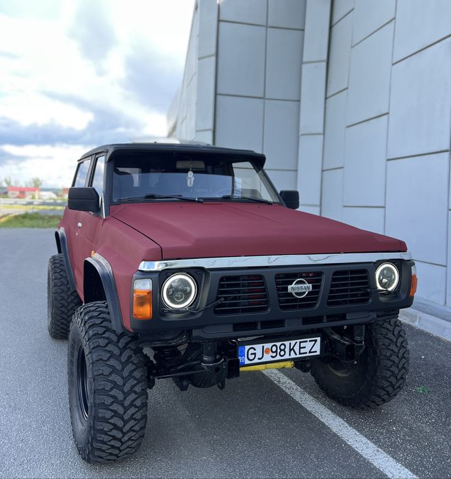 Nissan Patrol Y60 SLX