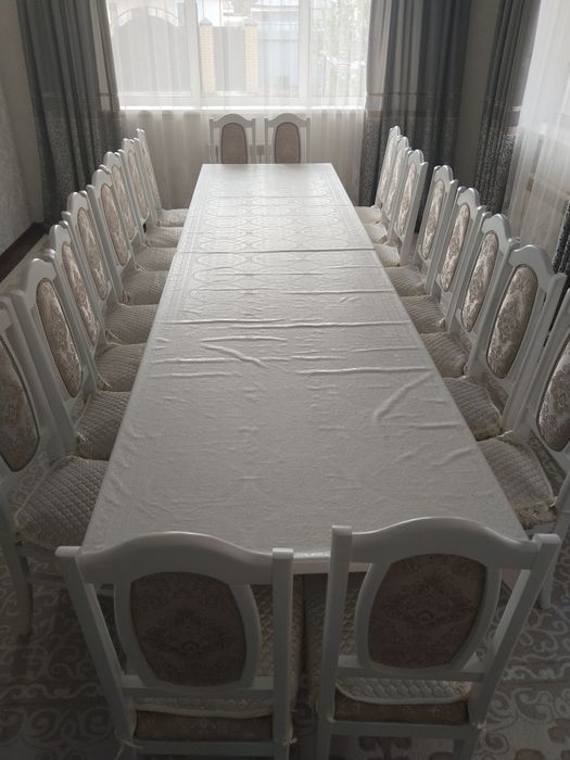 Стол отырғыш мен сатылады