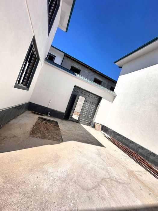 Oxunboboyevda kottej sotiladi