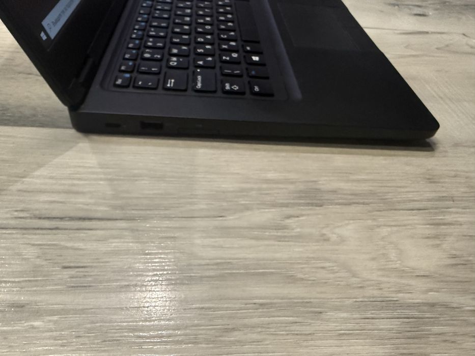 Dell Latitude 5490-i5 8350u/8гб/256гб м.2