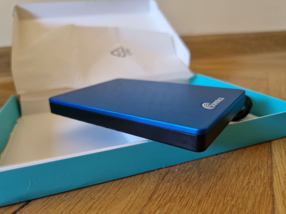 Hard Disk Extern Portabil Sonnics 1TB, USB 3.1 Tip C Gen 2, blue, design ultra-subtire