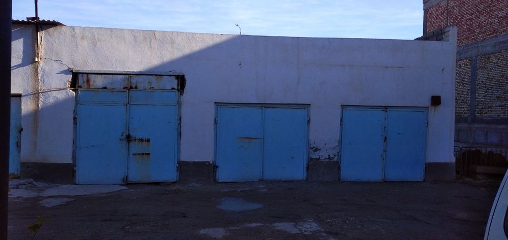 Shaxar markazidan Bino Sotiladi