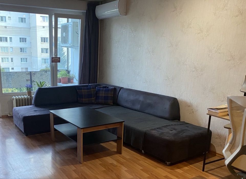 Ъглов диван с посока ляв ъгъл