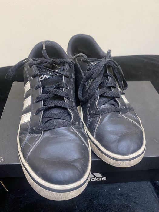 Спортни пбувки Adidas