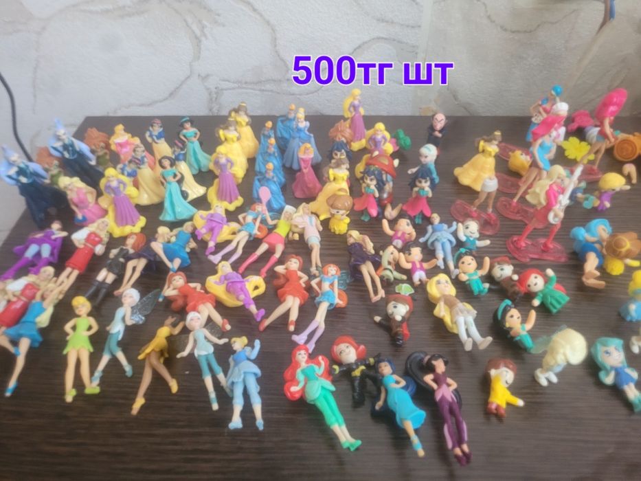 Продам киндер игрушки