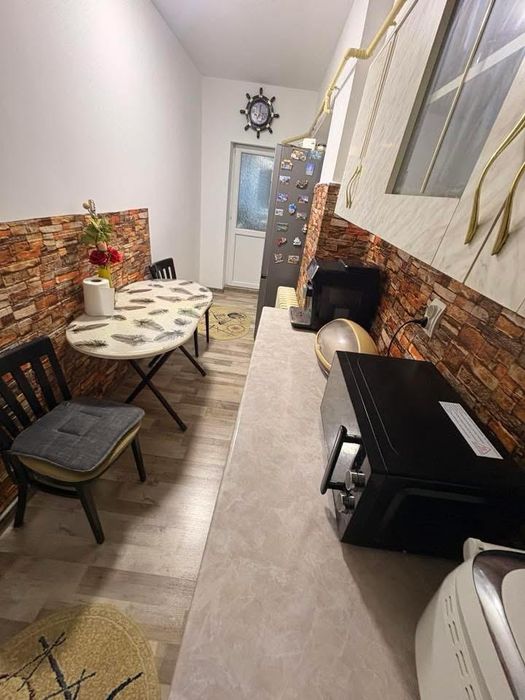 Apartament 3 camere, zona Gării, Republicii