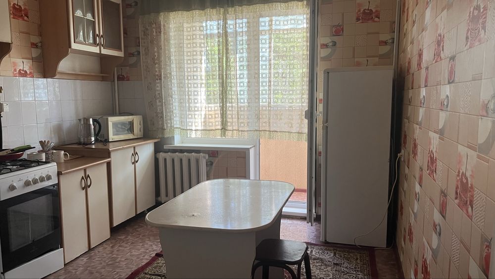 Сдам посуточно 2 х комн кв