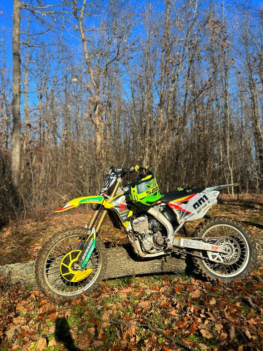 Продавам suzuki rmz250