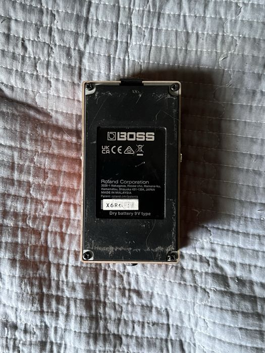 Педаль Boss DS-1
