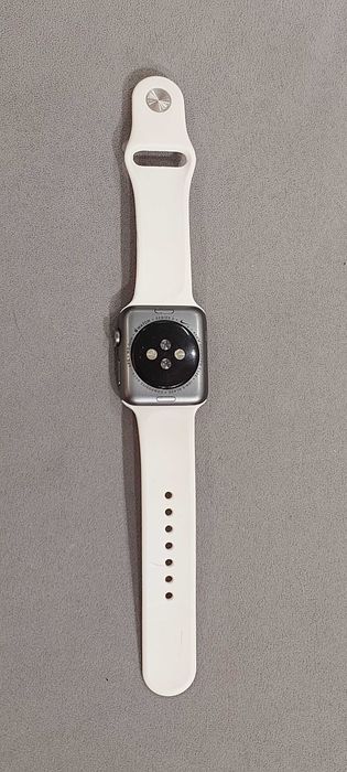 Apple watch series 3. Состояние хорошее. Б/у
