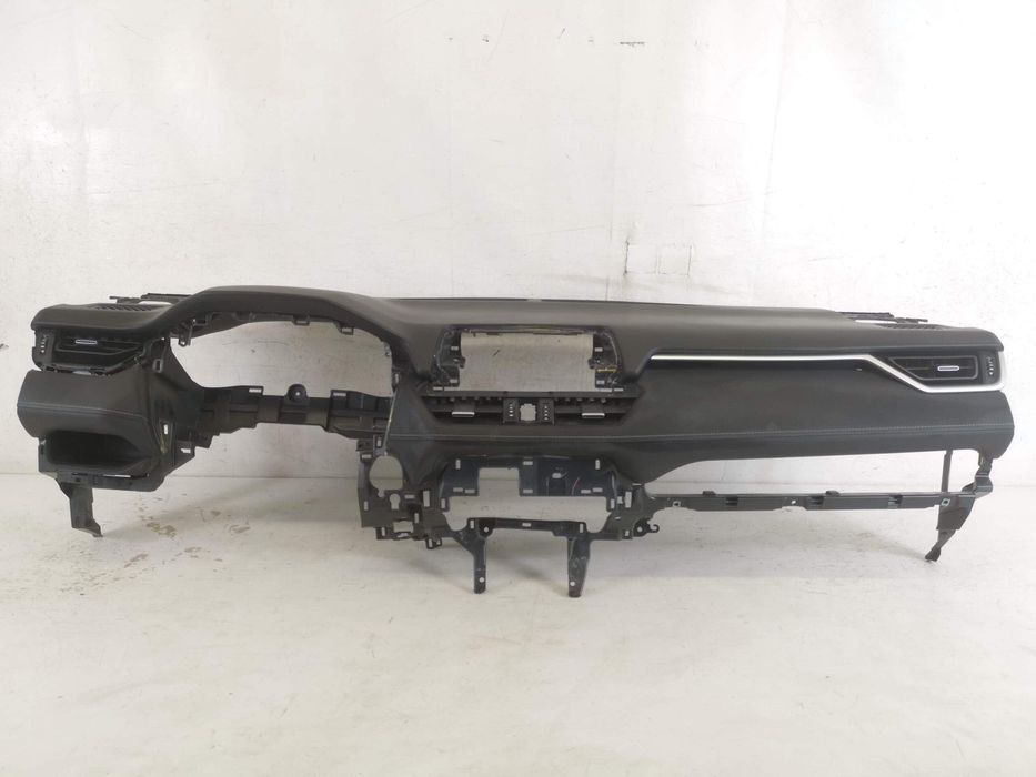 Тойота РАВ4 / Toyota RAV4 Оригинално арматурно табло в добро състояние