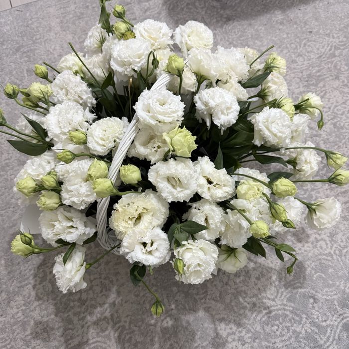 Букет цветов корзинка