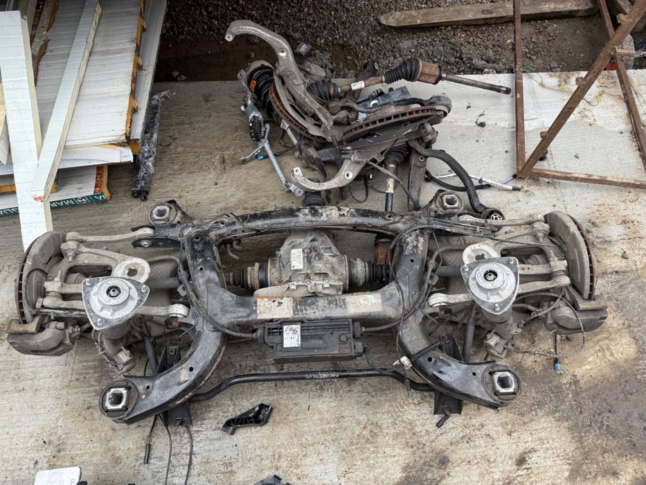 Suspensie Bmw X5 F15 X6 F16 caseta directie jug planetare fuzeta edc