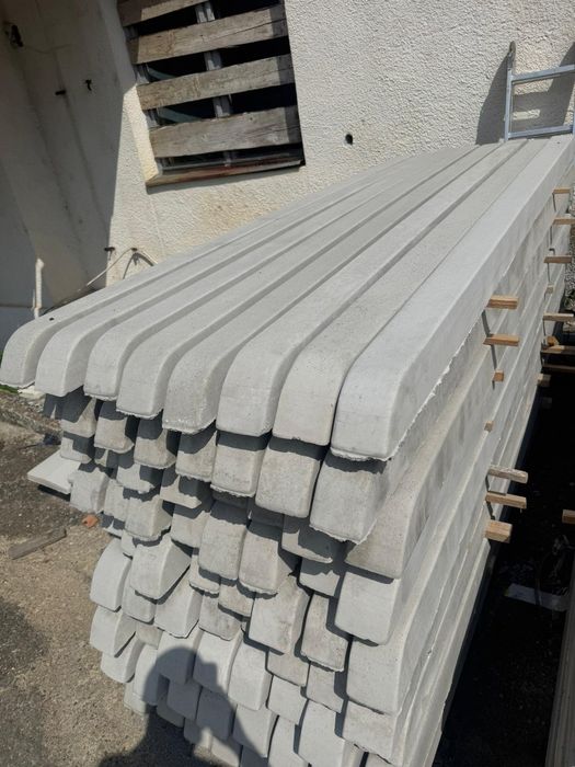 Stâlpi,spalieri din beton armat