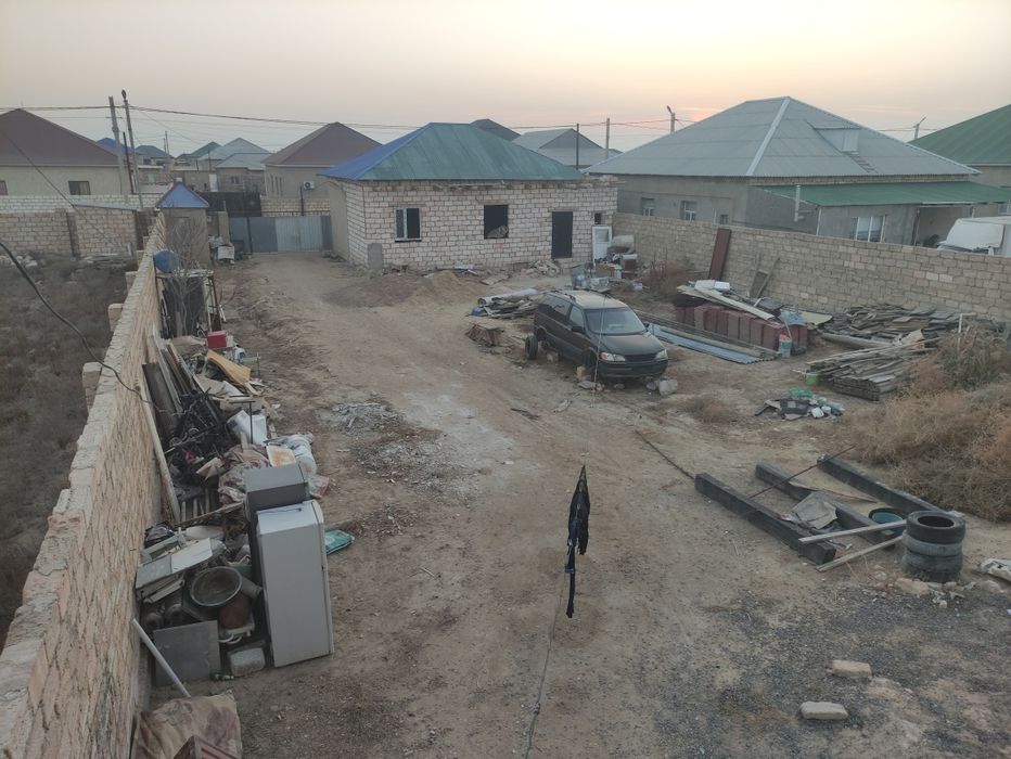 Үй сатылады срочно.