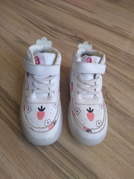 Детски боти 30 номер