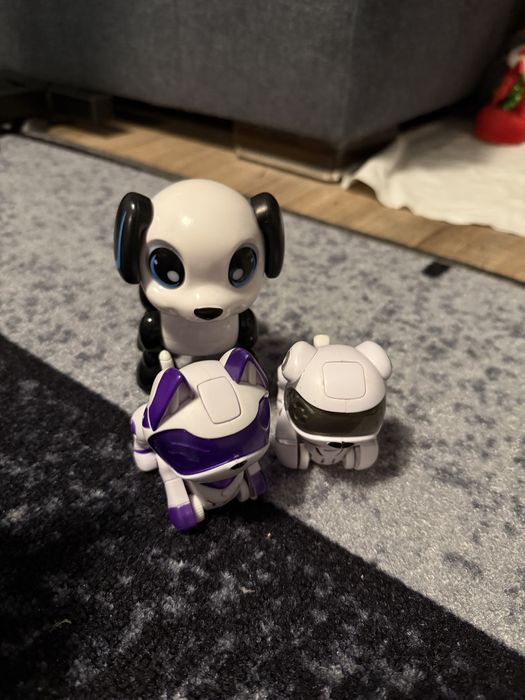 Интерактивни играчки роботи и едно Furby boom