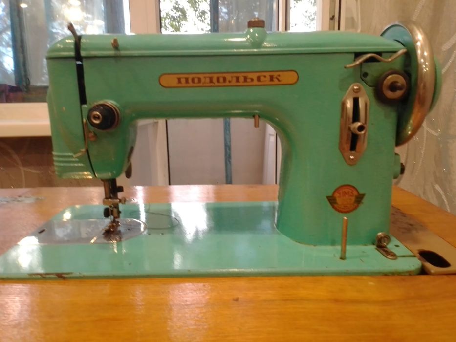 Швейная машина, ножная "ПОДОЛЬСК"