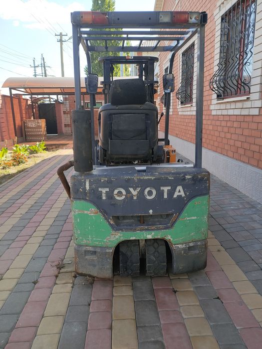 Погрузчик вилочный Toyota 7FG15