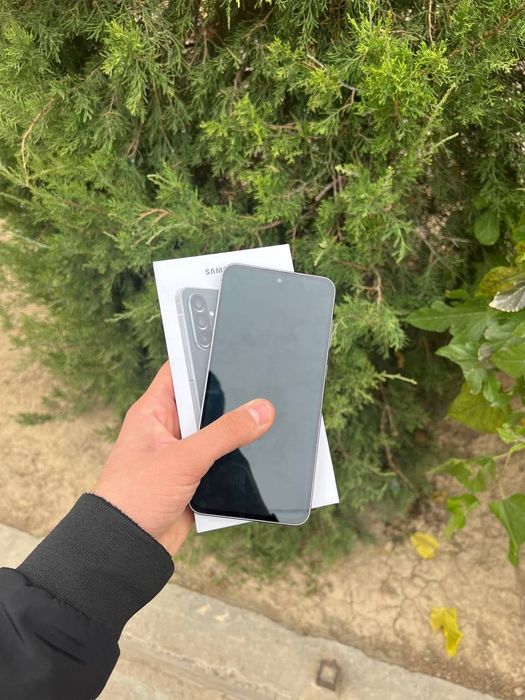 Samsung a56 128/8