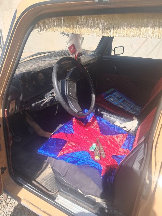 Продам автомобиль Москвич 2140