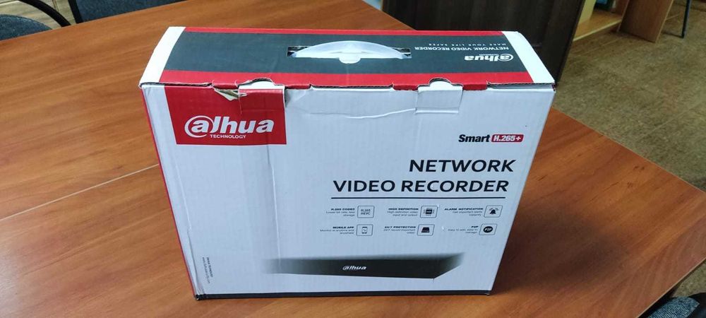 Видеорегистратор 8 ПОРТОВ DAHUA