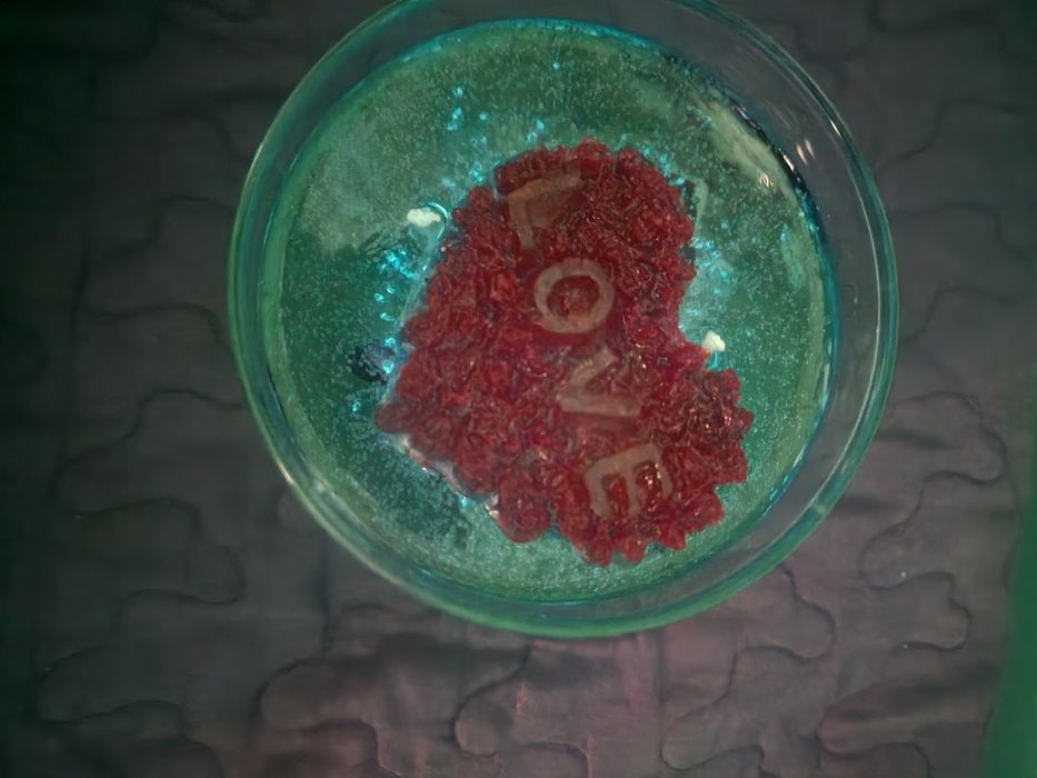 Ръчно изработени ароматни свещи.