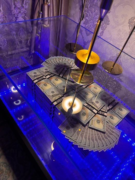 Журнальный столик Monies table