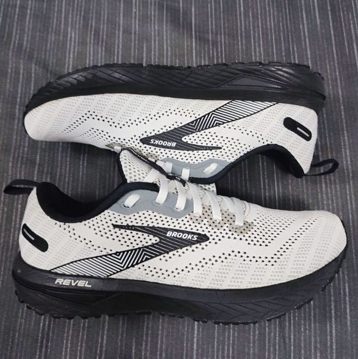 Brooks Nr 40,5 (26 cm)