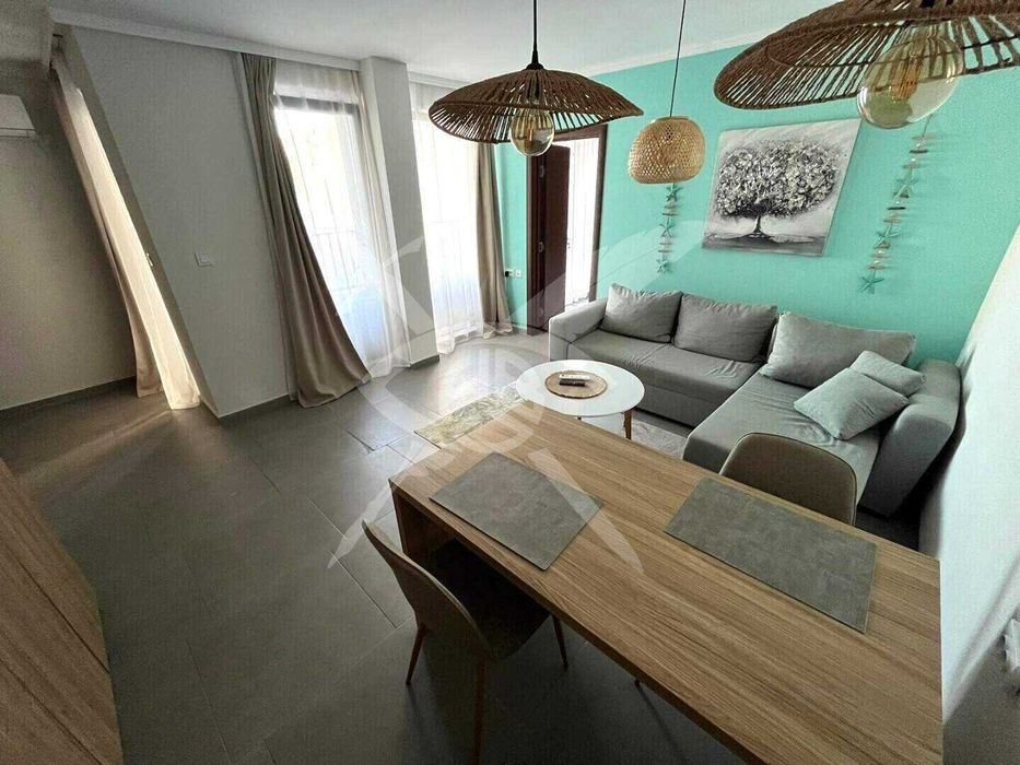 Продава се Двустаен апартамент в Созопол - 68 кв.м за 1050 €/кв.м - Снимка #2