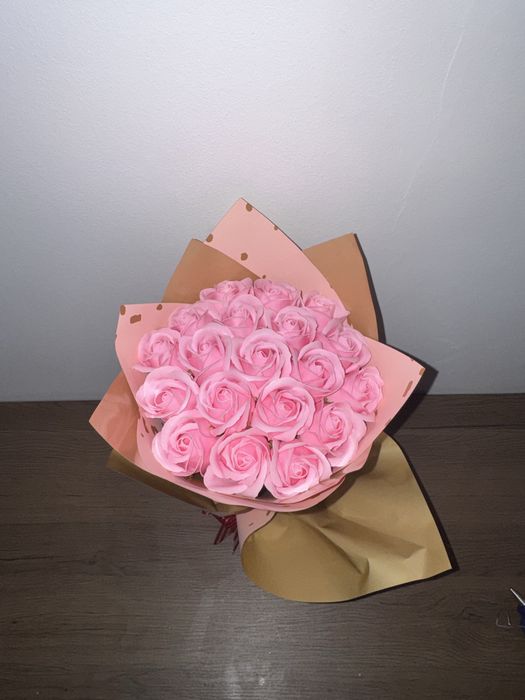 Buchet trandafiri din săpun – Cadoul perfect pentru orice ocazie!