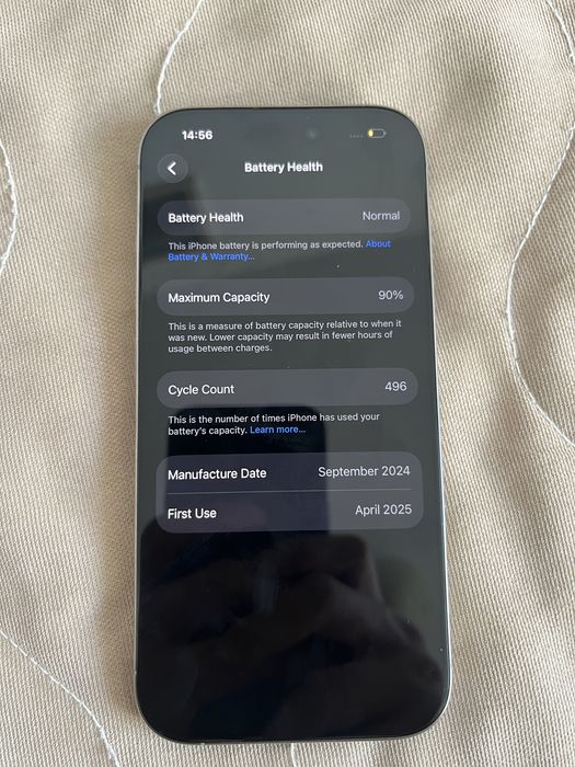 Apple iPhone 16 Pro - Natural Titanium
