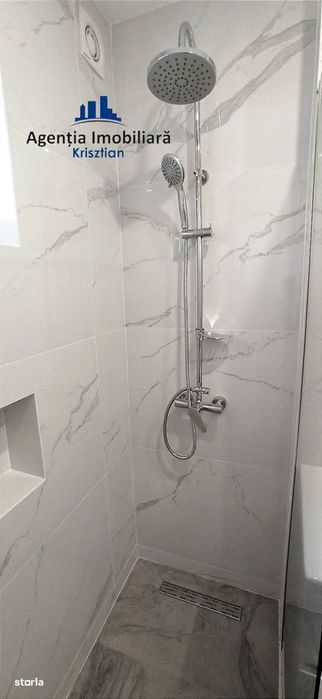Apartament cu 3 camere de vânzare zona străzii Careiului