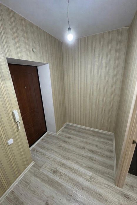 1 ком мкр.Юбилейный 2 этаж