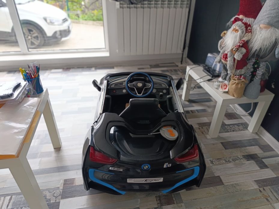 Детска електрическа кола BMW