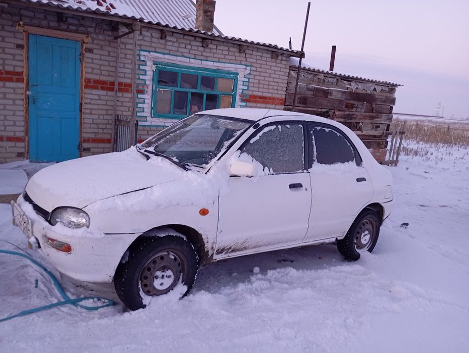 Продам Мазда 121