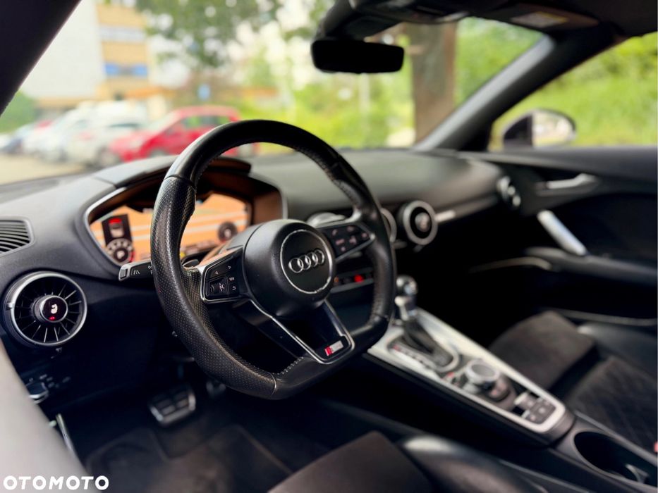 Audi tt Roadster (2015) 2.0 TFSI 230 CP  - Quatro - Pachet RS