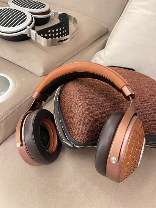 Căști hi-fi FOCAL Stellia ca noi !