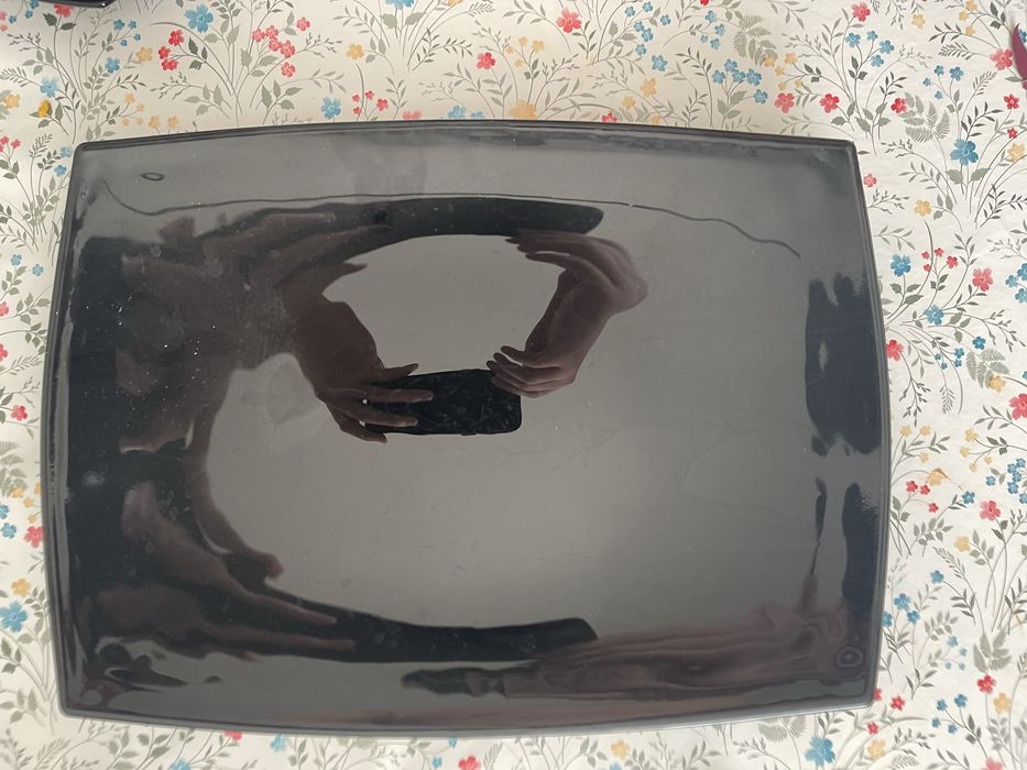 Продам набор тарелок на 6человек