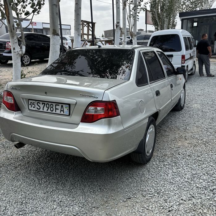 Neksiya 2 1,6 luks