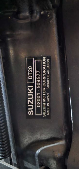 Vand barca Lotus 4.5 m + motor Suzuki DT20