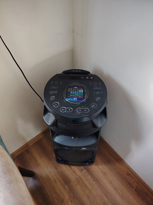 Продавам Тонколона Sony MV43