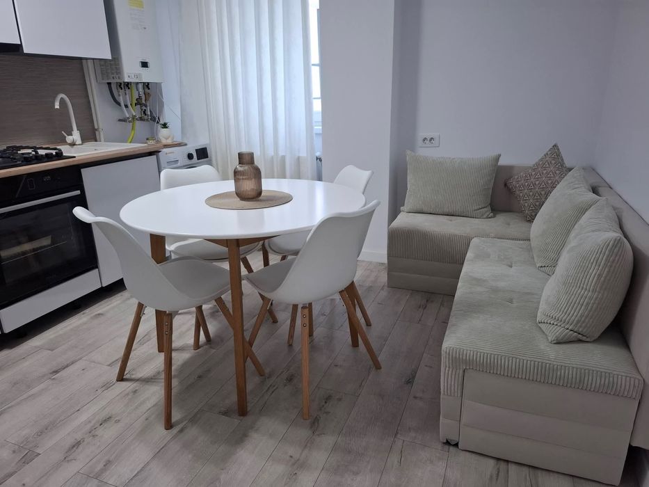 Apartament 1 cameră 38,2 mp Bucium, Vișan
