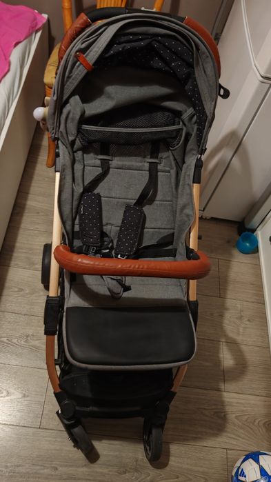 Căruț bebe stil troler