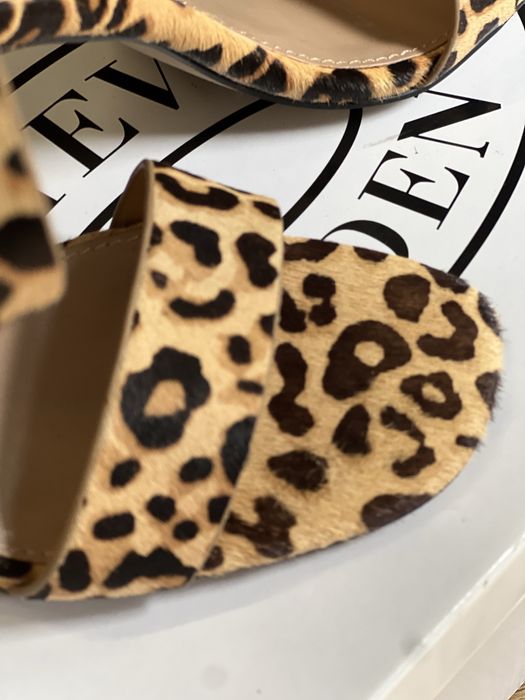 Нови дамски сандали