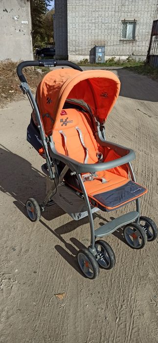 Коляска прогулочная