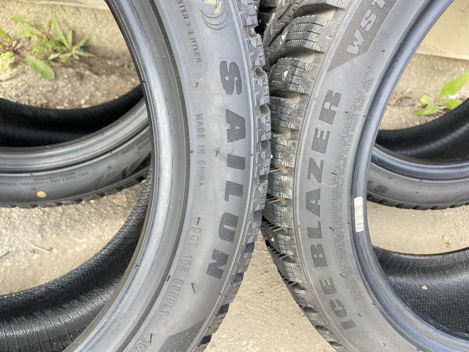 225/45/17 Комплек Sailun