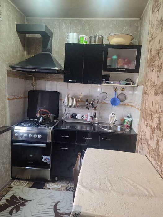 Ттз 4 Продается квартира  Мирзо-Улугбекский район.  1/1/4