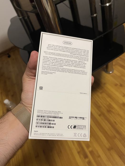 Cutie iPhone XS MAX noua impecabila