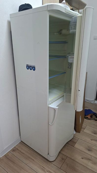 Бесплатно холодильник